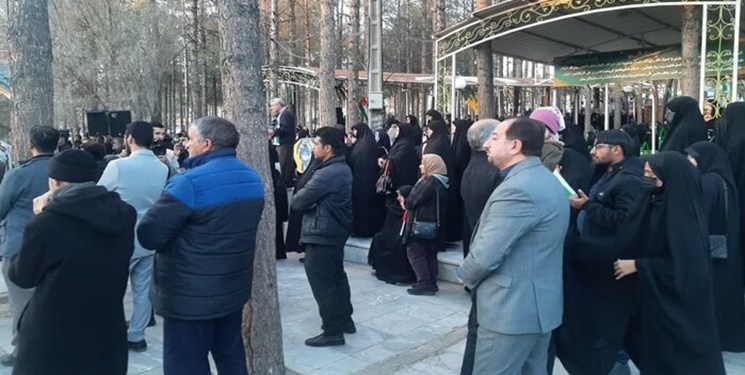 تجمع مردمی محکومیت حمله تروریستی کرمان در مرکز خراسان‌جنوبی